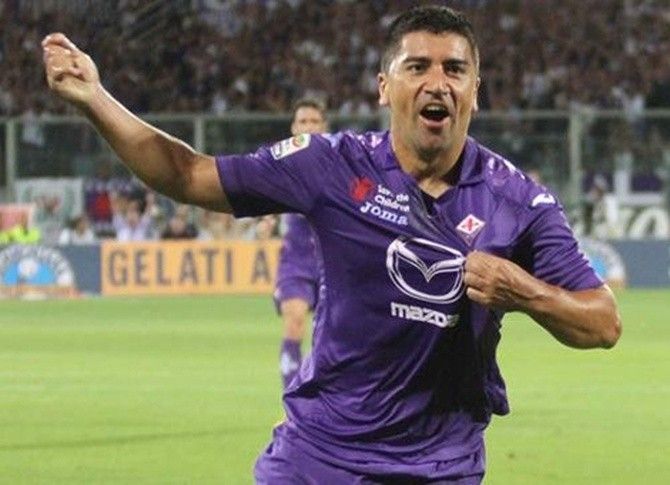 David Pizarro, un chileno que parla italiano