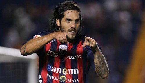 Joaqu&iacute;n Larrivey llega al Cerro Porte&ntilde;o paraguayo