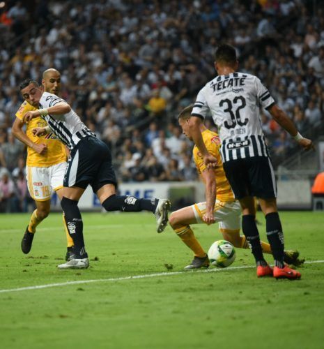 Rogelio Funes Mori, taconazo, Rayados, Monterrey, Cl&aacute;sico Regio, Tigres, Am&eacute;rica, Liga MX, Liguilla Apertura, River Plate, Benfica, 