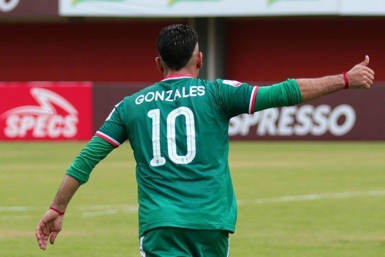 Cristian Gonz&aacute;les, un uruguayo bien indonesio