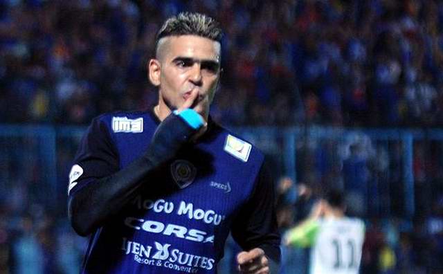 Cristian Gonzáles, Indonesia, Uruguay, Deportivo Maldonado