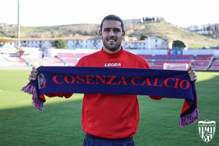 Tiago Casasola sale a préstamo al Cosenza