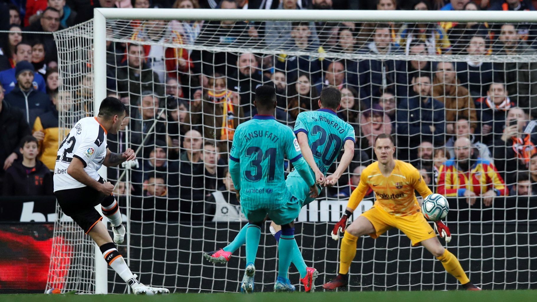 Maxi G&oacute;mez, Quique Seti&eacute;n, Barcelona, Valencia, Liga Santander, uruguayo