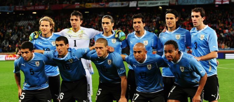 &iquest;Qu&eacute; jugadores de la Selecci&oacute;n Uruguaya del Mundial 2010 siguen en actividad?