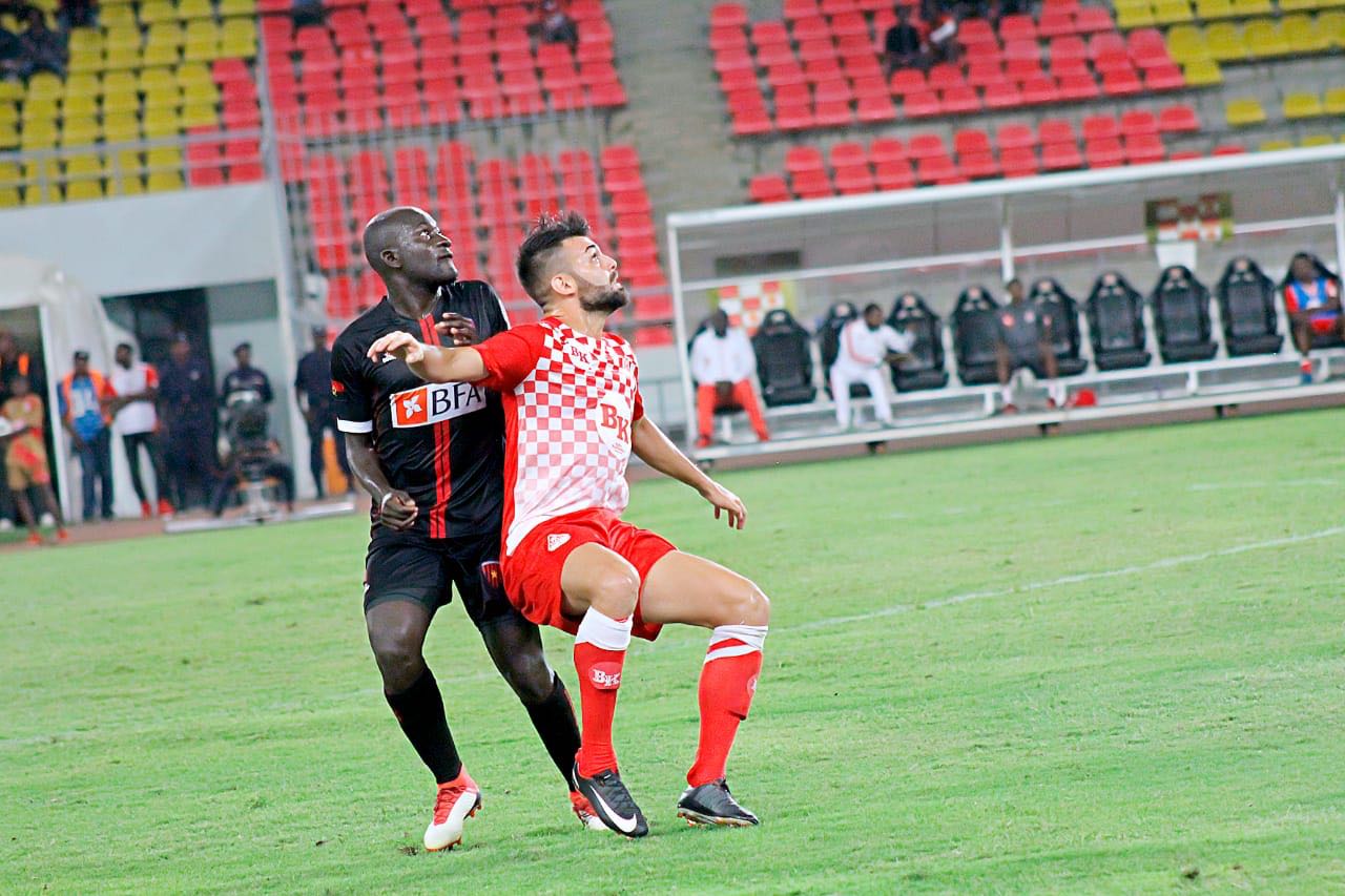 Franco Calero, Rangers, Aucas, Newells, Argentinos de Rosario, Estudiantes de Rio Cuarto, Angola, Israel, T&uacute;nez, El Farolito SC, Cumbay&aacute;, Ecuador, Chile, Nacional, Durazno, Uruguay, Espa&ntilde;a, Atl&eacute;tico de Madrid, FC Z&uacute;rich, Alemania