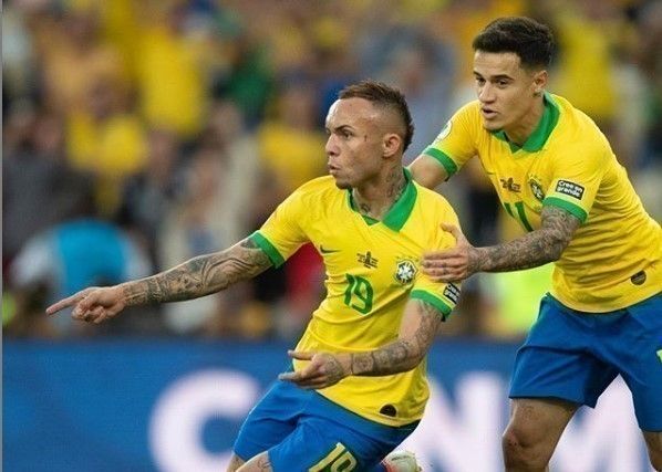 &Eacute;verton &lsquo;Cebolinha&rsquo; espera por sus pretendientes europeos