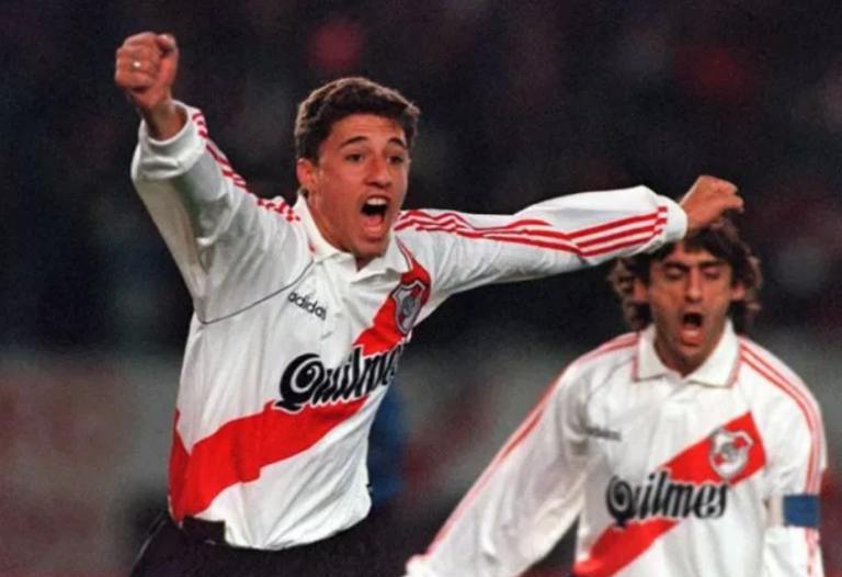 &iquest;Qui&eacute;n es el &uacute;nico jugador que marc&oacute; un doblete en finales de Champions y de Libertadores?