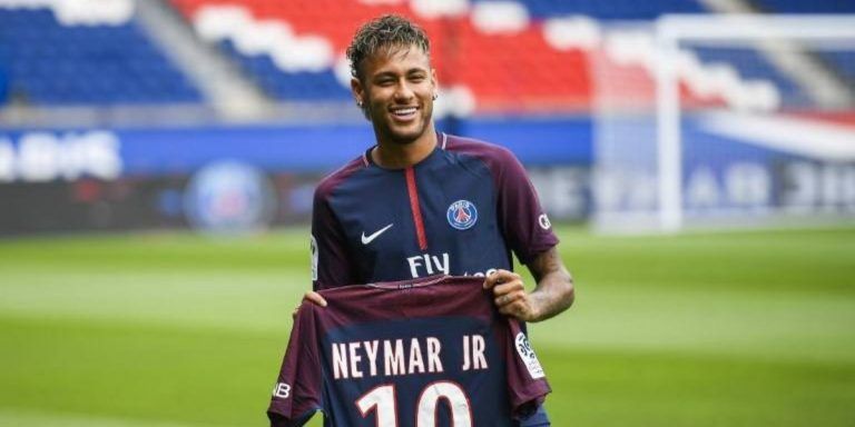 Fichajes millonarios: cuando invertir en un jugador puede equivaler a un premio de loter&iacute;a