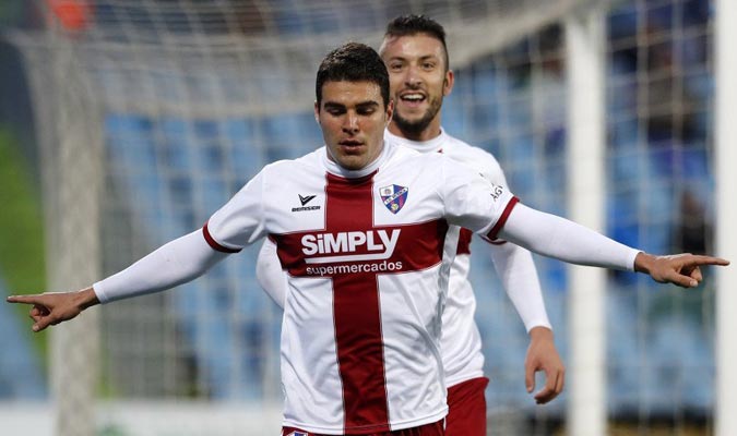 Alexander Gonz&aacute;lez, Dinamo Bucarest 1948, Liga 1, Ruman&iacute;a, CD Mirand&eacute;s