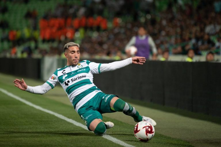 Entrevista a Fernando Gorriar&aacute;n, futbolista de Santos Laguna