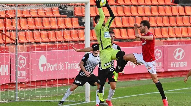 Ezequiel Muth, River Plate, Al Hilal United, M&aacute;laga, AC Milan, UD Horta, Mons Calpe, Villacarrillo, Platense 