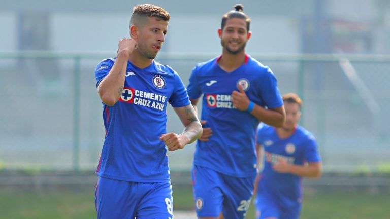 Un futbolista de Cruz Azul volver&iacute;a a Pe&ntilde;arol