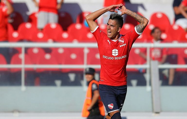 Leandro Fern&aacute;ndez ficha por Nacional