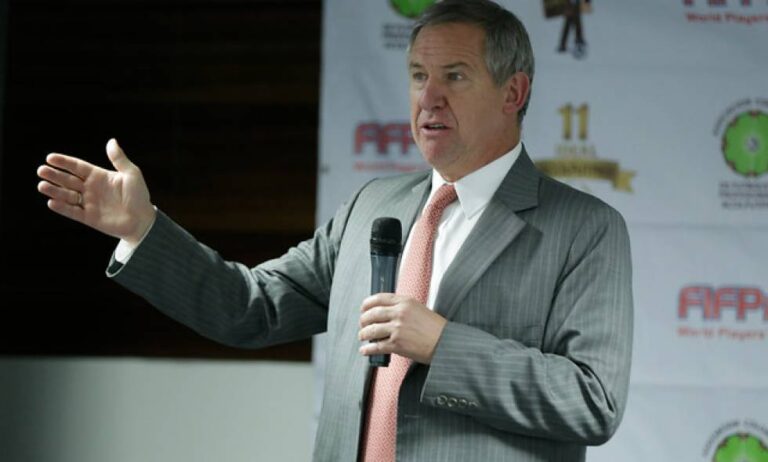 Graves denuncias contra la FCF y la Dimayor