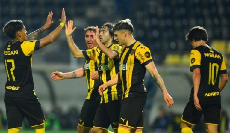 Un ex Peñarol será nuevamente dirigido por Diego Forlán