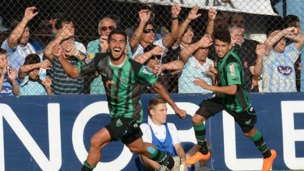 Emanuel Dening, Tigre, San Mart&iacute;n de San Juan, Hurac&aacute;n de Goya, Boca Unidos, Enosis Neon Paralimni, Chipre, Turqu&iacute;a, Boca Juniors, Primera Nacional