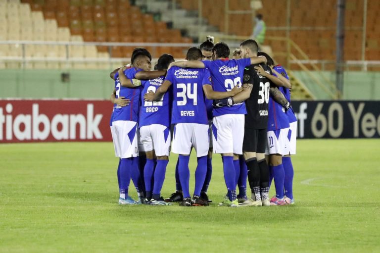 Cruz Azul presentar&iacute;a noticias a sus aficionados esta semana