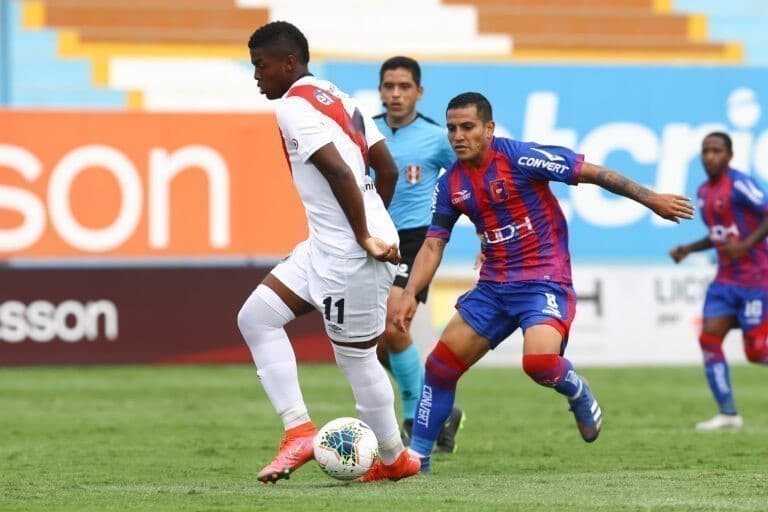 Jhonnier Monta&ntilde;o, el primer 2004 en jugar en Per&uacute;