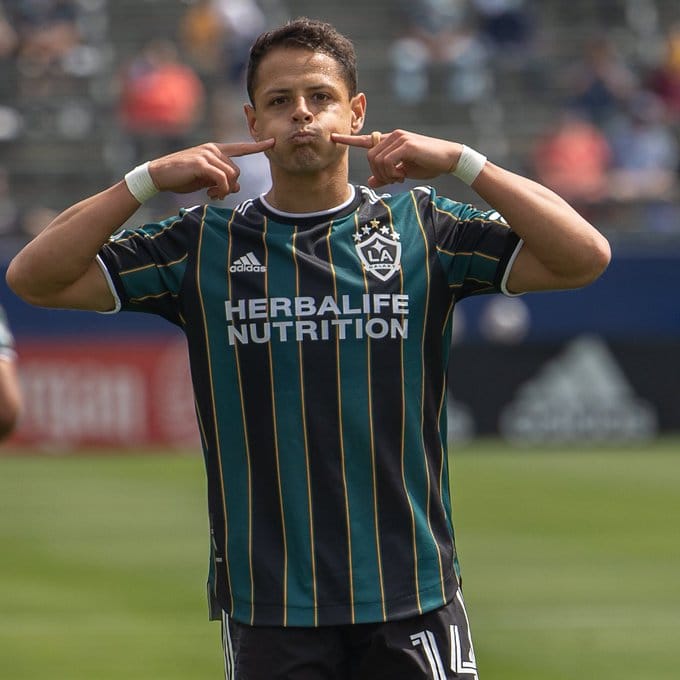 Dos Santos pone por encima a Chicharito sobre Zlatan en el Galaxy
