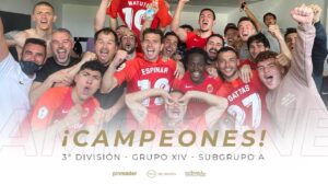 Nicol&aacute;s Claver&iacute;a y Rodrigo Gattas, UD Montijo, chilenos en Espa&ntilde;a