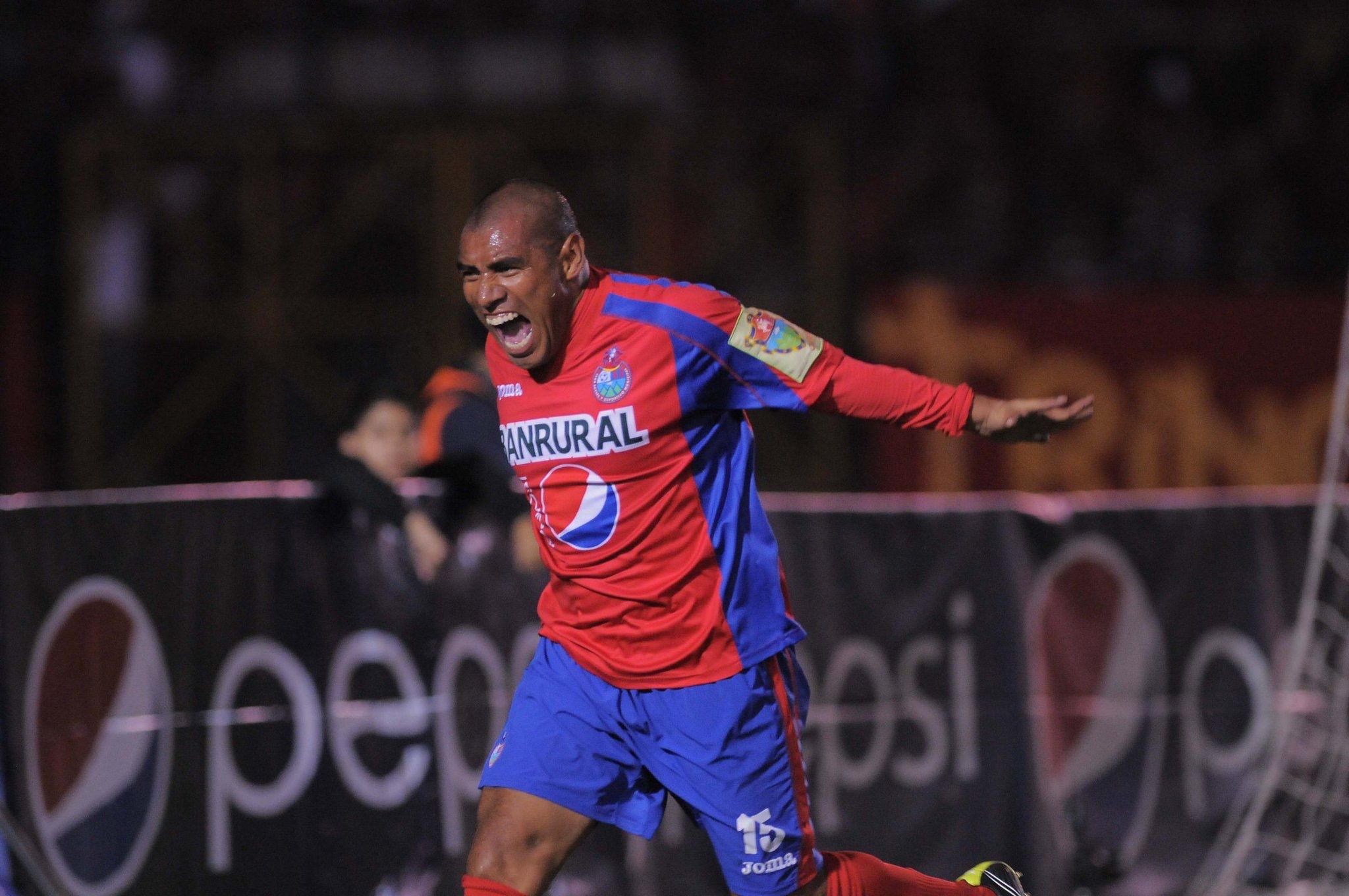 JUAN CARLOS PLATA, &iquest;EL MEJOR FUTBOLISTA DE GUATEMALA DE LA HISTORIA?