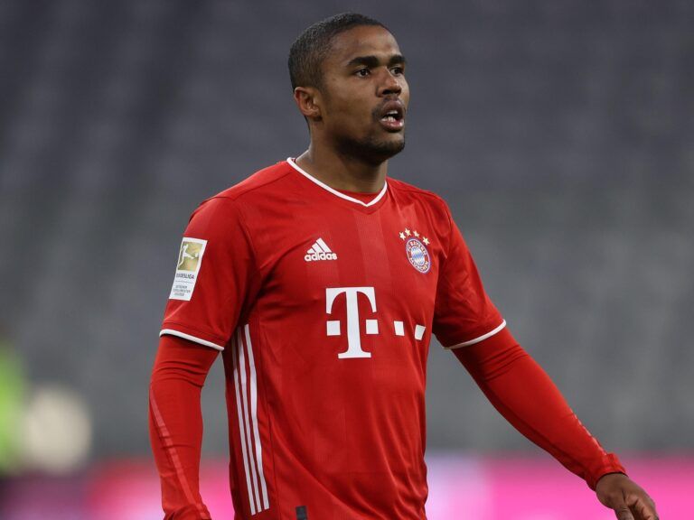 DOUGLAS COSTA JUGAR&Aacute; EN EL GREMIO