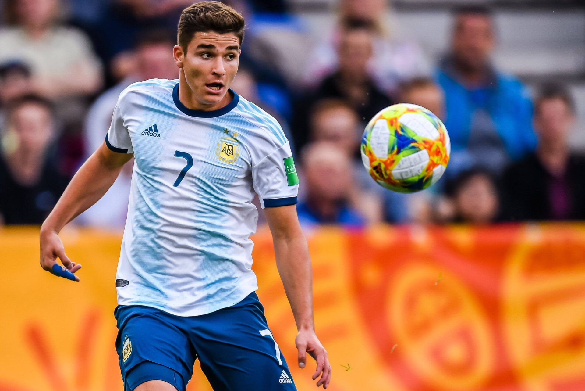 Juli&aacute;n &Aacute;lvarez, River Plate, Aston Villa, Premier League, Ajax, Copa Libertadores, Copa Am&eacute;rica, Selecci&oacute;n Argentina