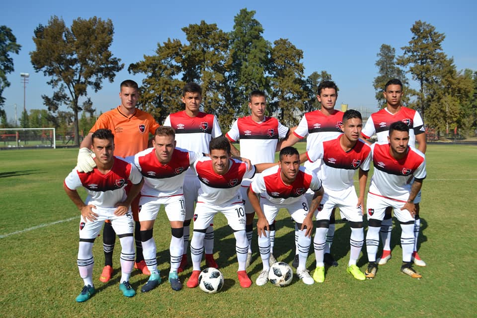 Diego Gonz&aacute;lez, GIE FC Dubai, Emiratos &Aacute;rabes Unidos, Al-Hilal United, Ezequiel Muth, Newell&acute;s Old Boys, Luciano Pons, Rosario, Santiago Torres, Leonel Segovia, Lude&ntilde;a