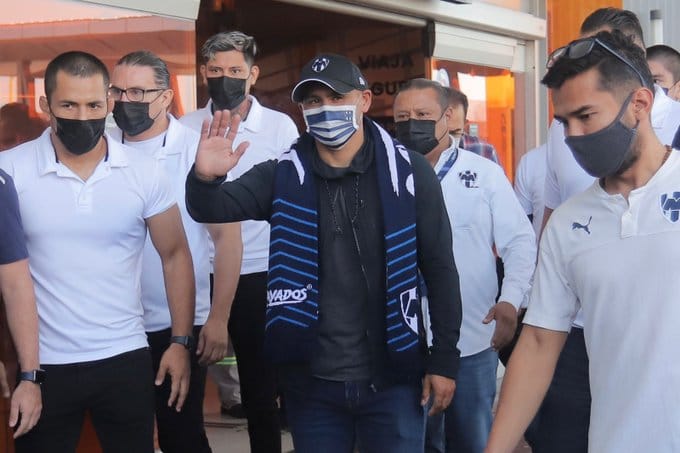 Chupete Suazo, el regreso de una leyenda a Rayados