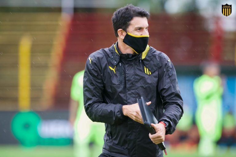 &iquest;Qu&eacute;n es el mejor DT cl&aacute;sico de Pe&ntilde;arol desde 2010?