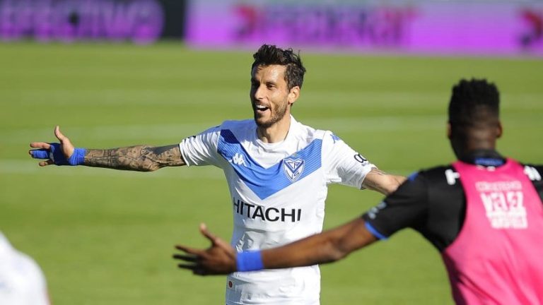 Ricky &Aacute;lvarez anunci&oacute; su retiro como profesional