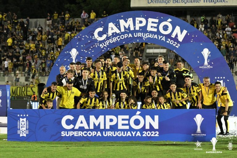 Pe&ntilde;arol gana la Supercopa ante Plaza Colonia