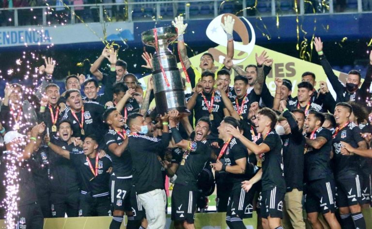 Colo Colo es el supercampe&oacute;n de Chile