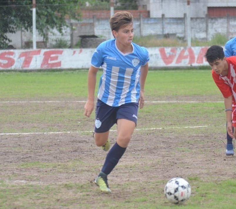 Tom&aacute;s Valdecantos, Inter de Mil&aacute;n, Gimnasia y Tiro de Salta, Deportivo Atalaya, Gimnasia de Jujuy, Sub-17, Selecci&oacute;n Argentina