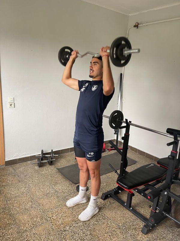 Joaqu&iacute;n Casta&ntilde;ares, SV Altengottern, Argentinos por el Mundo, Sexta Divisi&oacute;n de Alemania