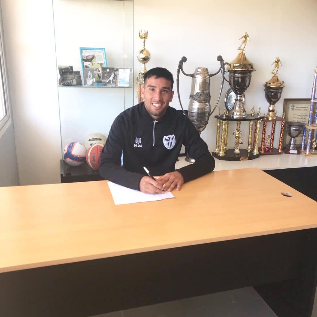 Diego González, GIE Dubai, Cipolletti, Desamparados de San Juan, Torneo Federal A, Emiratos Árabes Unidos