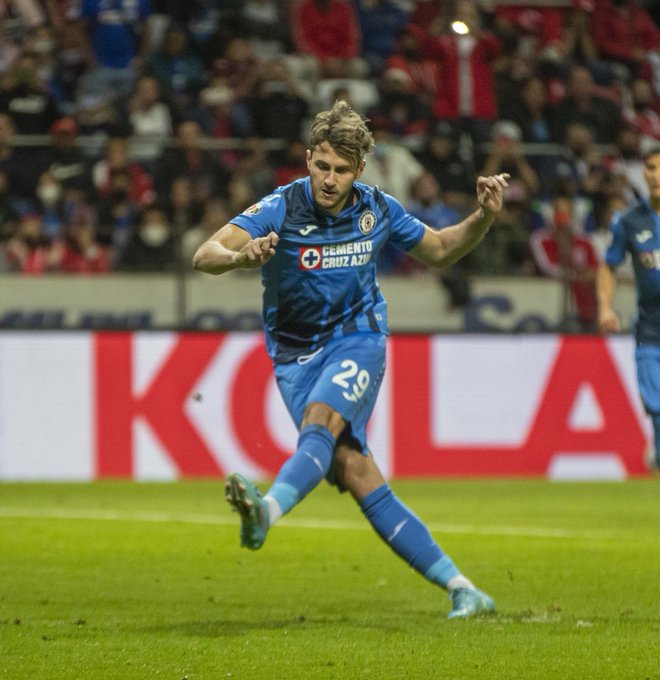 Santiago Gim&eacute;nez, &iquest;con una nueva oportunidad en la Selecci&oacute;n Mexicana?