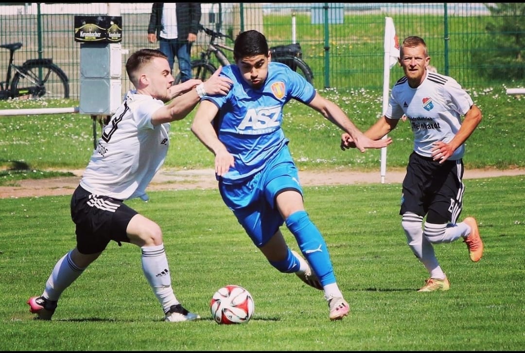 Joaqu&iacute;n Casta&ntilde;ares, SV Altengottern, Argentinos por el Mundo, Sexta Divisi&oacute;n de Alemania