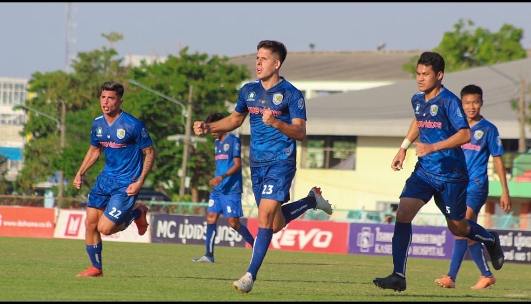 Sakonnakhon Football Club, Nicol&aacute;s Torres, Mat&iacute;as Panigazzi, Lautaro Gayoso, Thai League 3