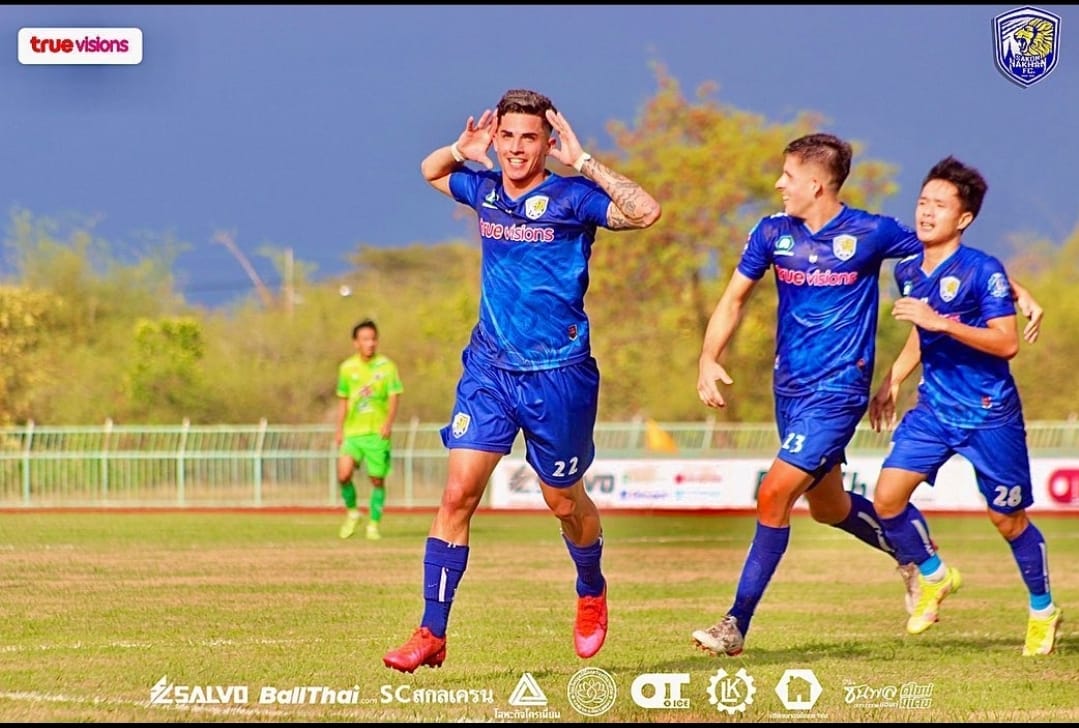 Sakonnakhon Football Club, Nicol&aacute;s Torres, Mat&iacute;as Panigazzi, Lautaro Gayoso, Thai League 3
