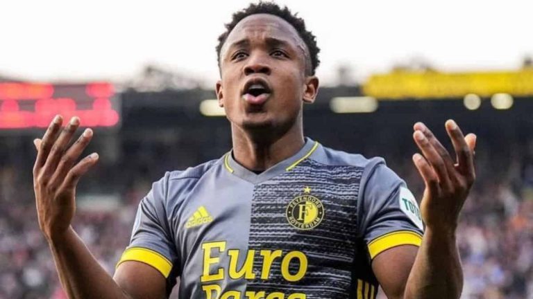 Luis Sinisterra, de Manizales a Leeds