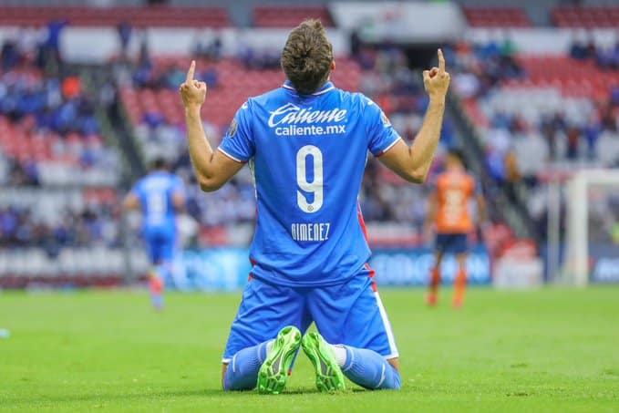 Cruz Azul: &iquest;Sigue peleando por el t&iacute;tulo con la baja de Santiago Gim&eacute;nez?