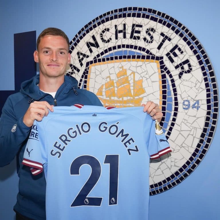 Sergio Gómez, el nuevo fichaje del Manchester City