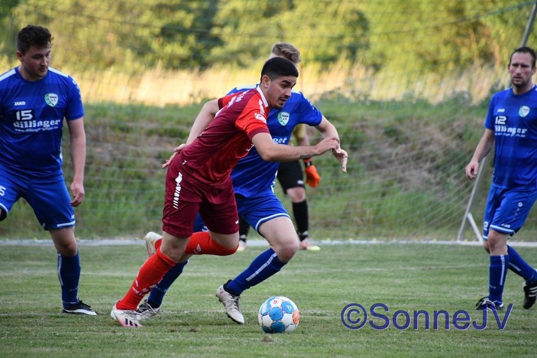 SV Blau-Wei&szlig; 90 Neustadt, Joaqu&iacute;n Casta&ntilde;ares, Sexta Divisi&oacute;n de Alemania, 