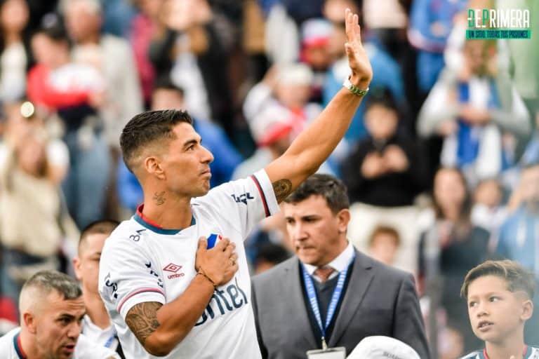 Oficial: Luis Su&aacute;rez jugar&aacute; en Nacional