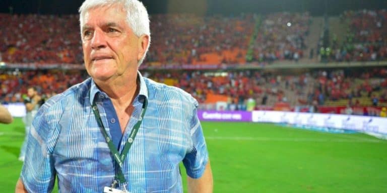 Julio Comesa&ntilde;a: un nuevo regreso a casa