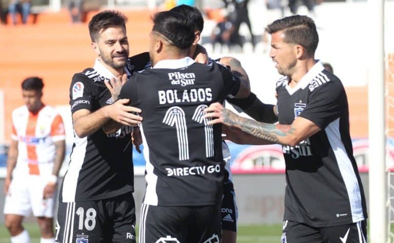 Colo Colo se acerca al t&iacute;tulo