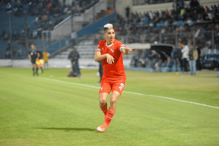 Leandro Fern&aacute;ndez, la llave de gol del &ldquo;Rojo&rdquo;