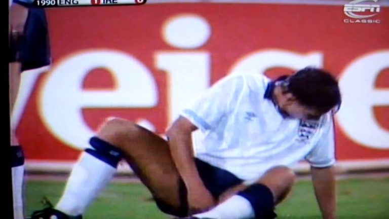 Momentos inolvidables del Mundial: El legendario &ldquo;accidente&rdquo; de Gary Lineker contra Irlanda