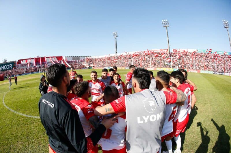 Instituto, Liga Profesional, Mercado de pases